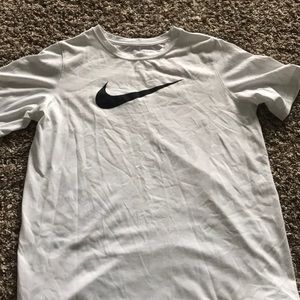 Boys XL Nike white T-shirt